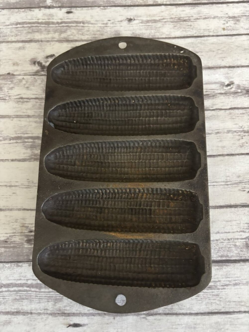 Vintage 1920s Cast Iron Corn Bread Stick Pan Made In USA 5 sections